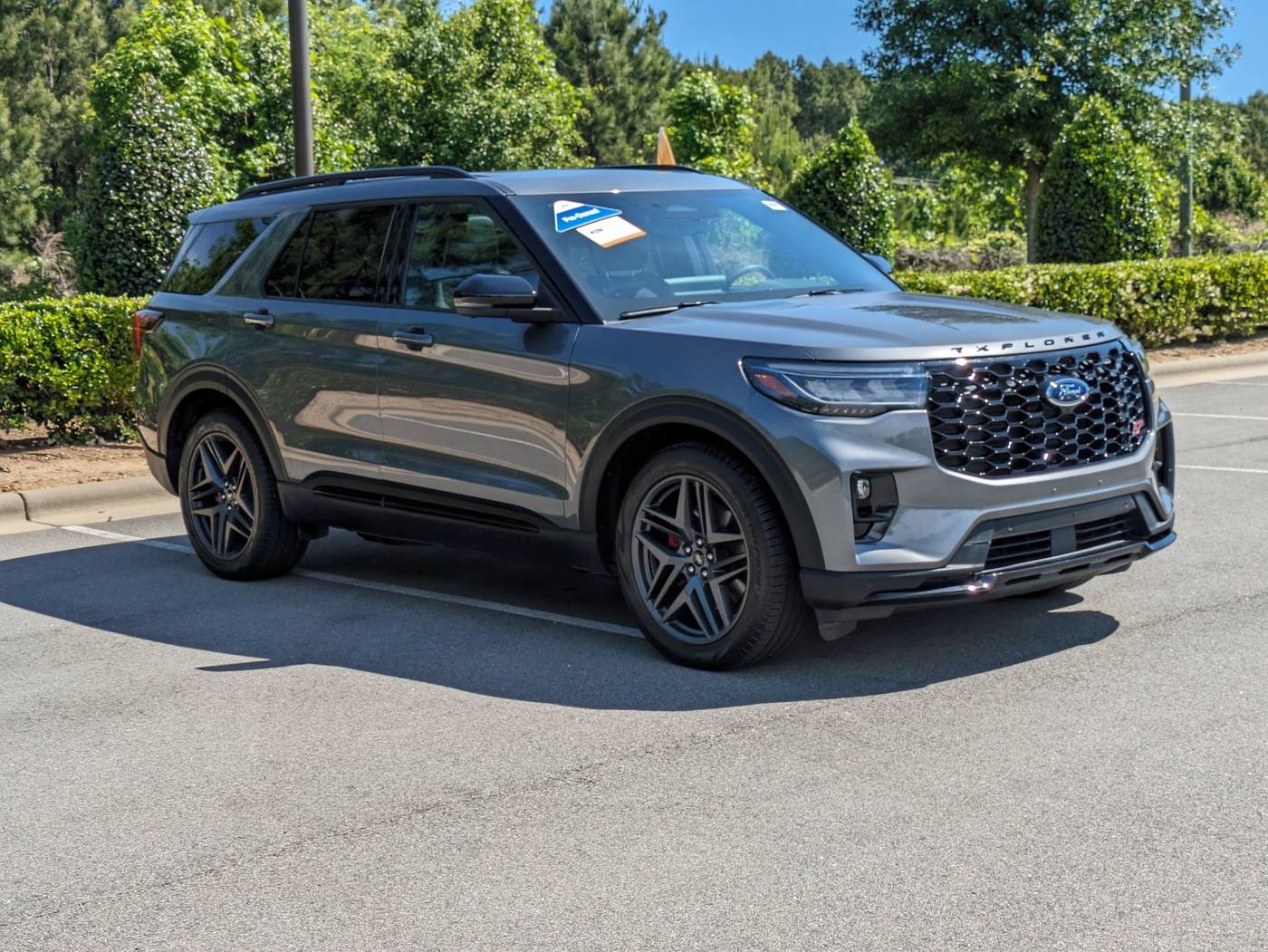 2025 Ford Explorer ST — SUV — 2,912 mi — Apex, NC