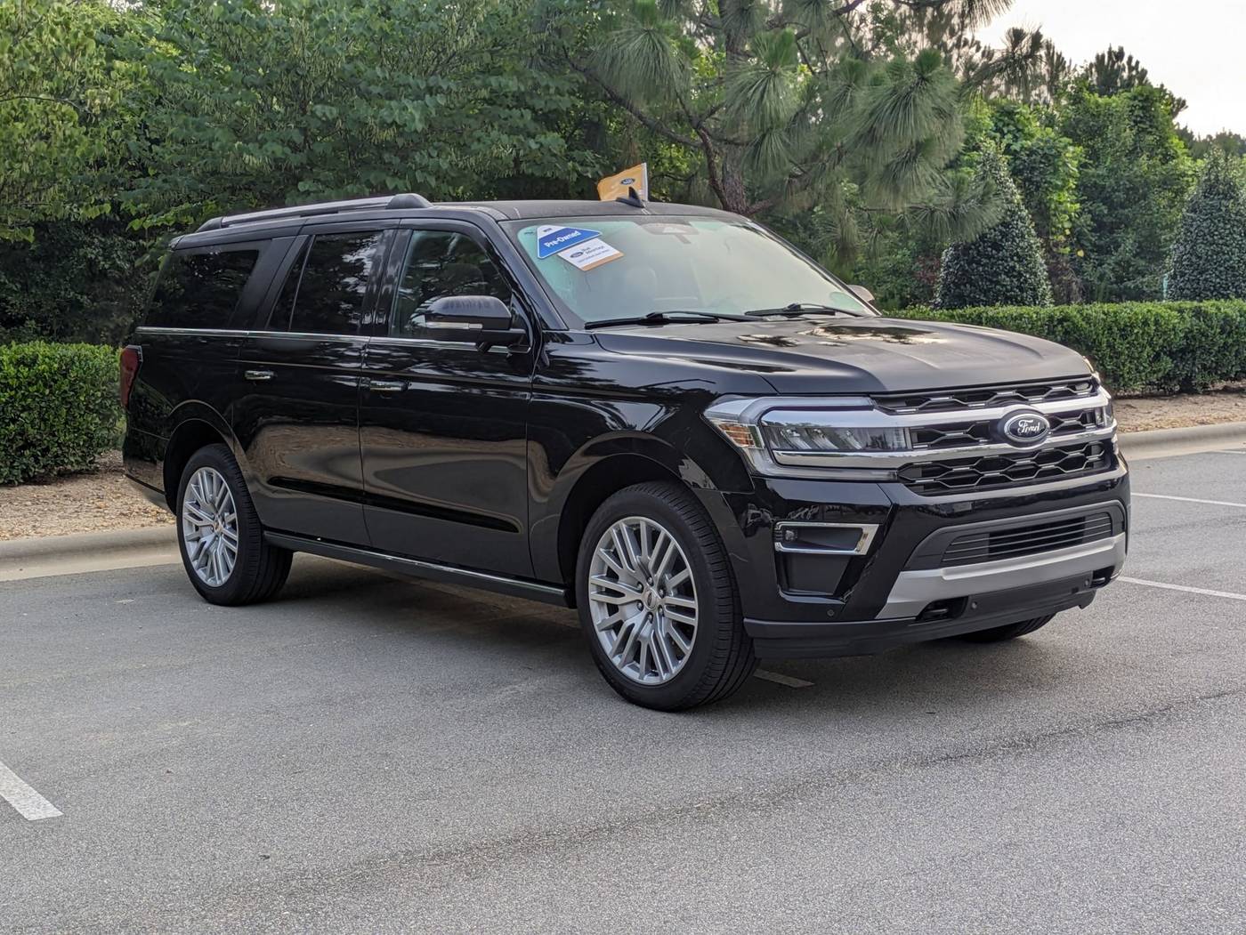 2024 Ford Expedition Limited — SUV — 7,133 mi — Apex, NC