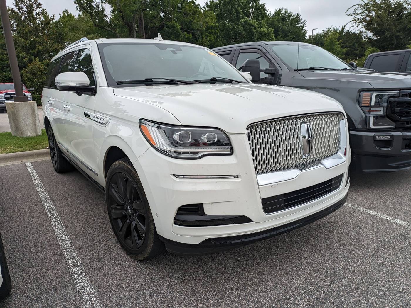 2022 Lincoln Navigator Reserve — SUV — 40,147 mi — Apex, NC