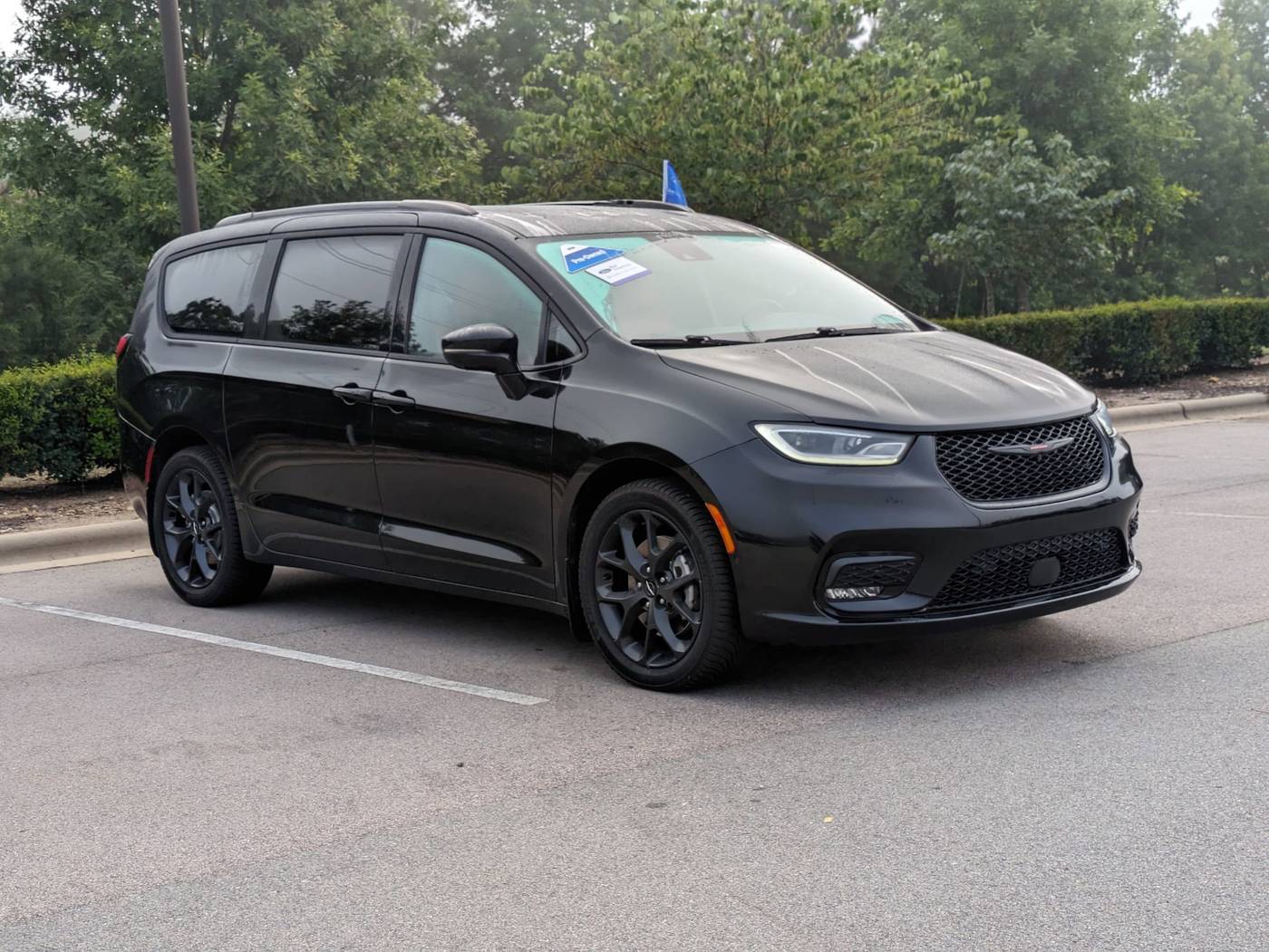 2021 Chrysler Pacifica Limited — Minivan — 77,526 mi — Apex, NC