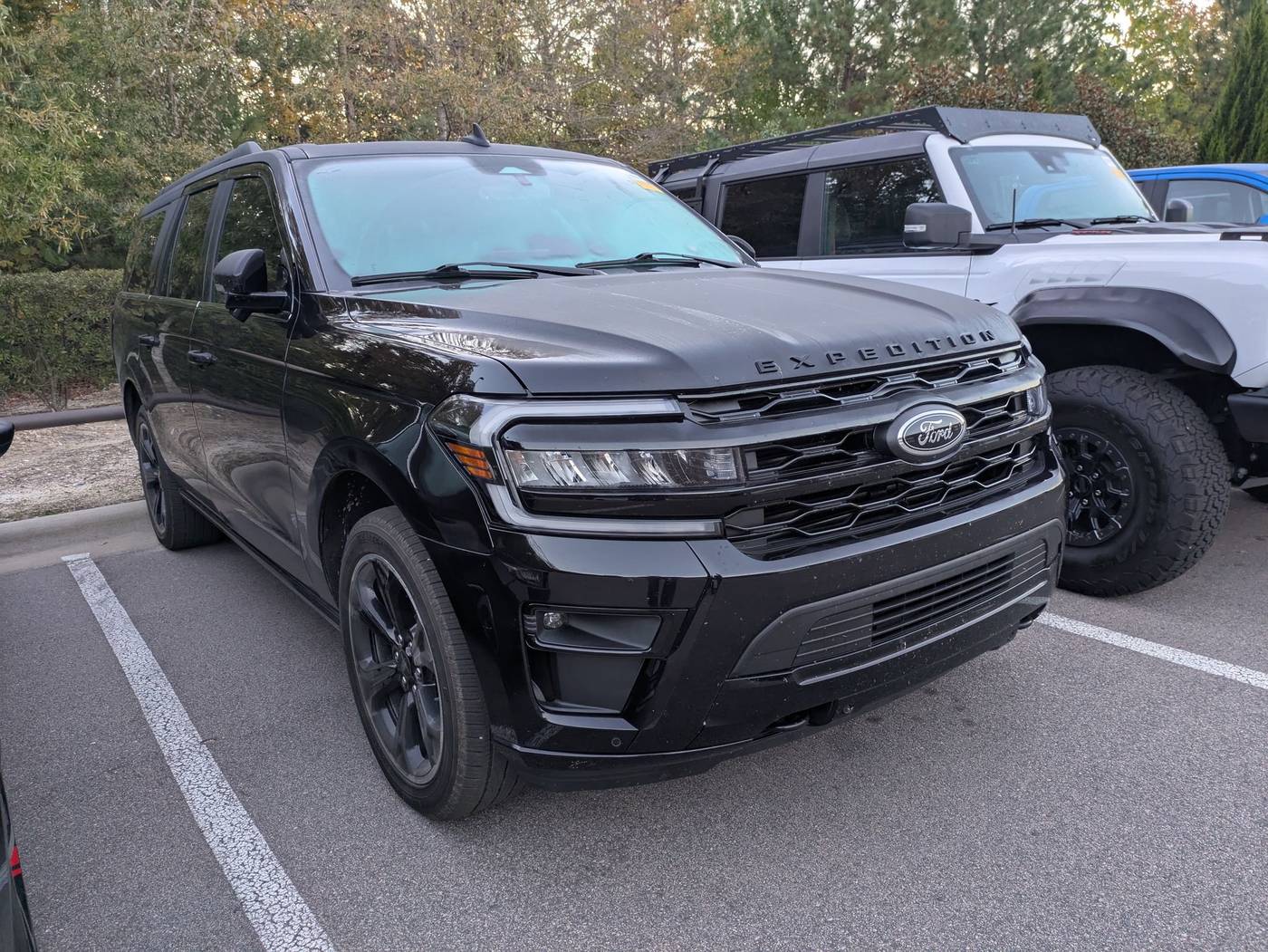2024 Ford Expedition Limited — SUV — 18,477 mi — Apex, NC