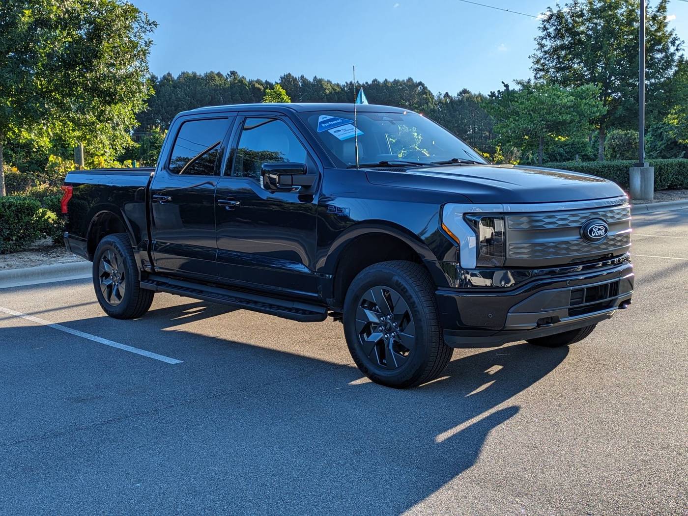 2024 Ford F-150 Lightning LARIAT — Pickup Truck — 12,781 mi — Apex, NC