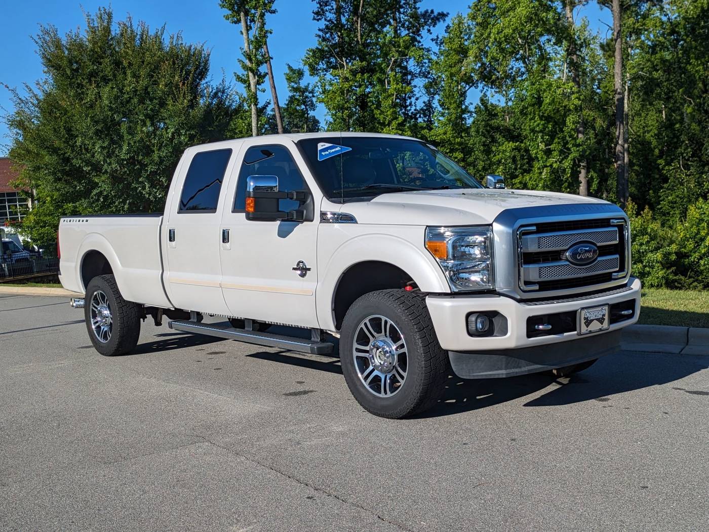 2015 Ford Super Duty F-350 Platinum — Pickup Truck — 88,695 mi — Apex, NC