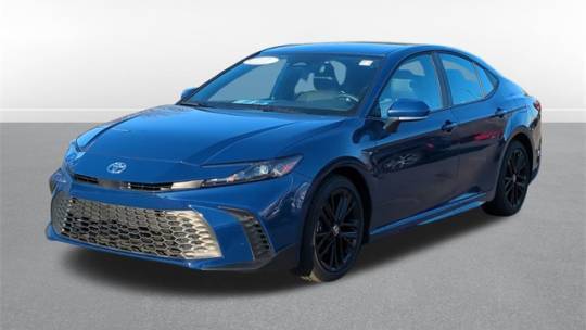 2025 Toyota Camry LE — Sedan — 4,405 mi — Raleigh, NC
