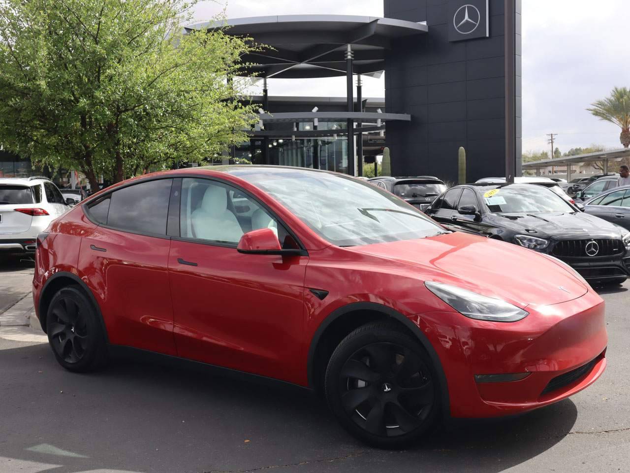 2023 Tesla Model Y Long Range — SUV — 37,384 mi — Tucson, AZ
