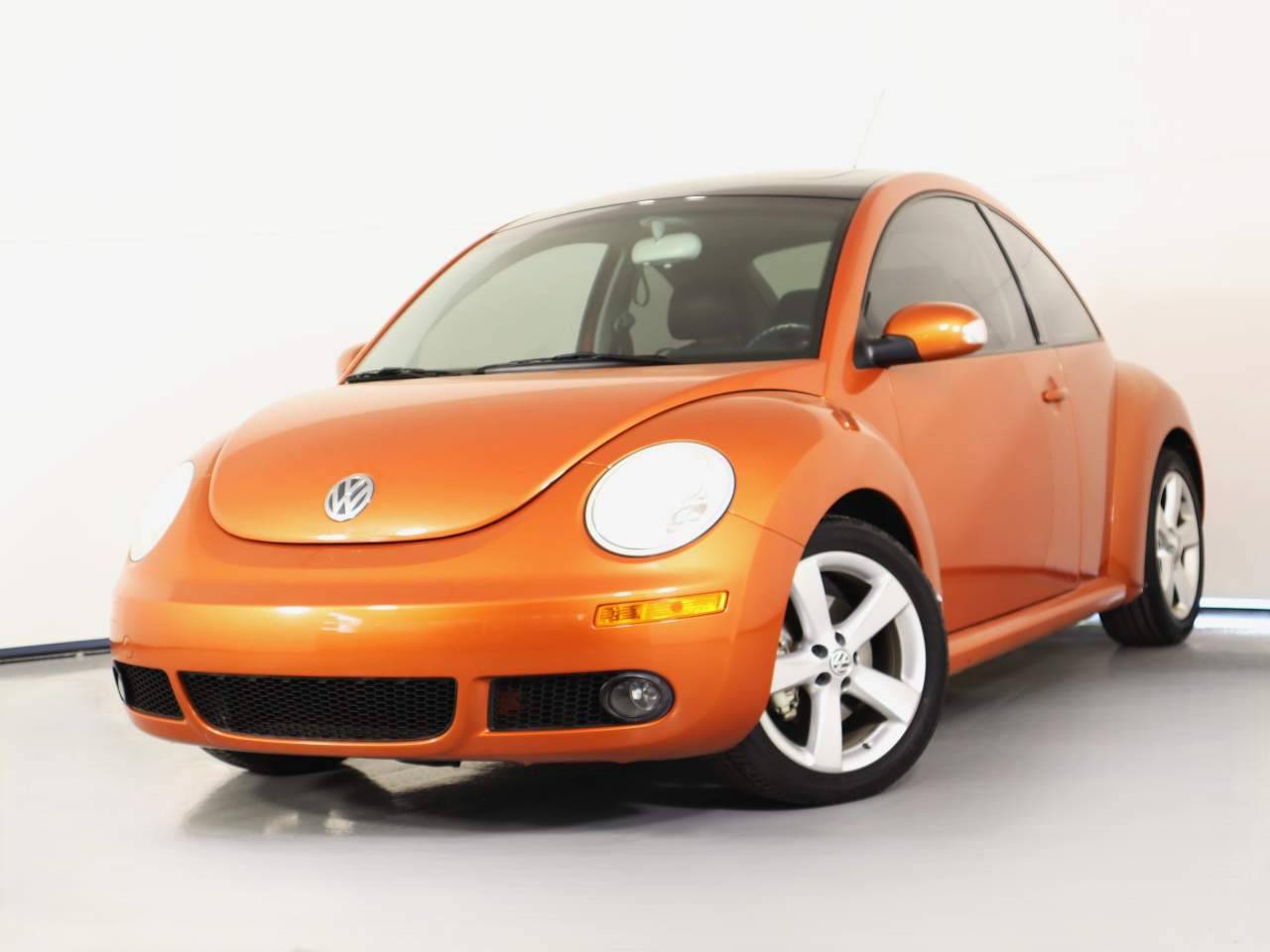 2010 Volkswagen New Beetle Base — Coupe — 68,098 mi — Tucson, AZ