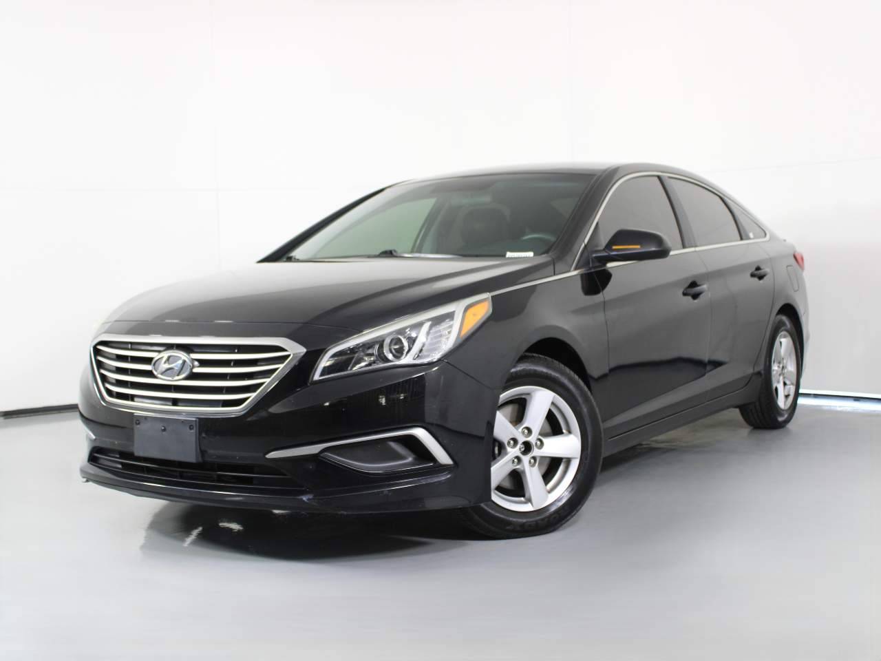 2017 Hyundai Sonata Base — Sedan — 95,428 mi — Tucson, AZ