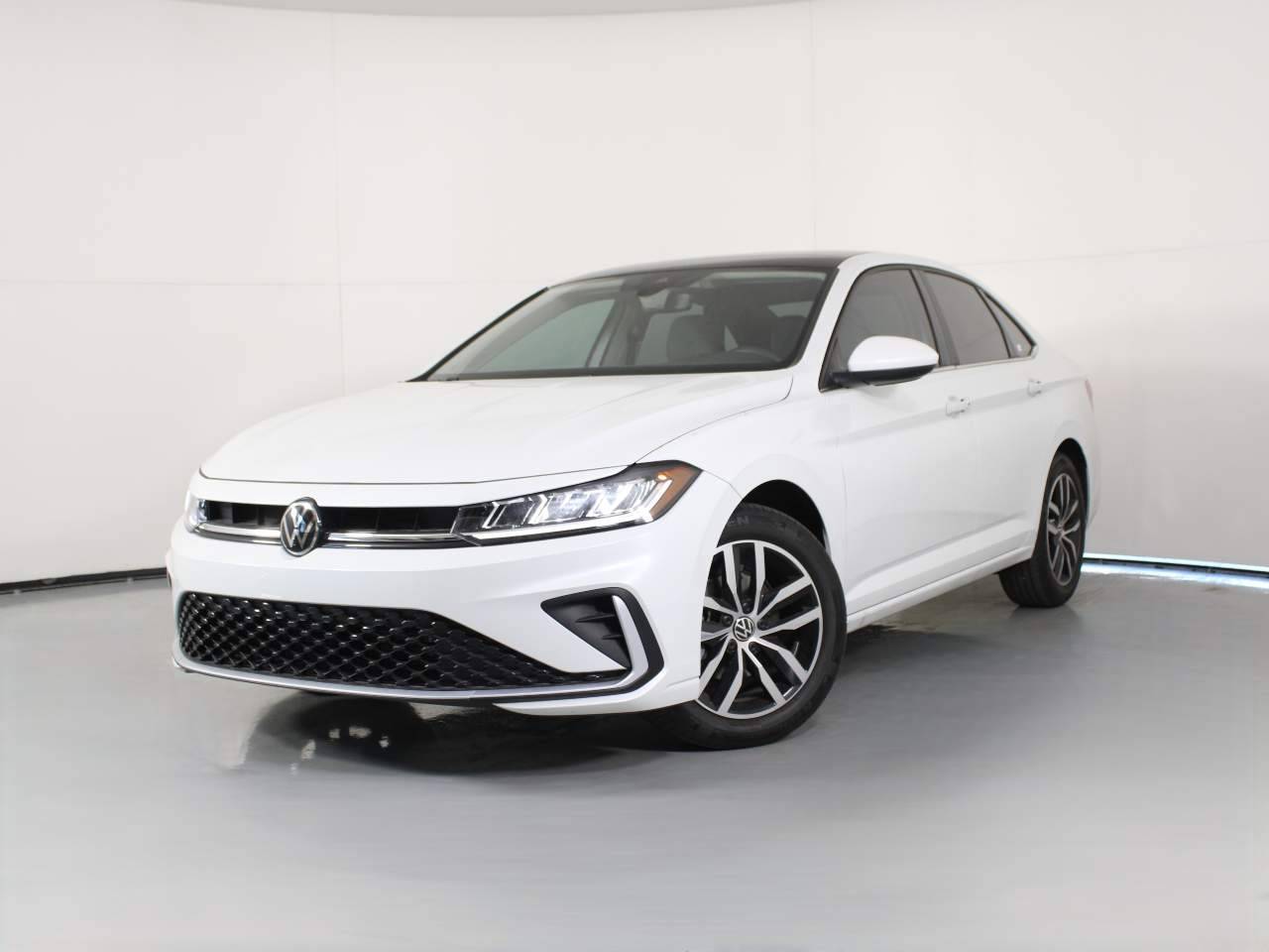 2025 Volkswagen Jetta SE — Sedan — 7,842 mi — Tucson, AZ