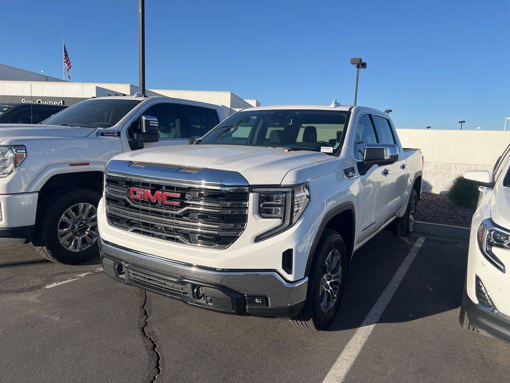 2025 GMC Sierra 1500 SLT — Pickup Truck — 19,049 mi — Gilbert, AZ