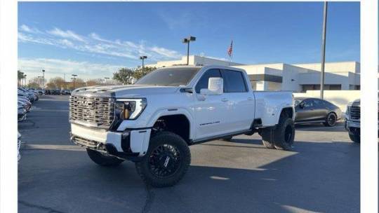 2024 GMC Sierra 3500HD Denali Ultimate — Pickup Truck — 2,911 mi — Gilbert, AZ