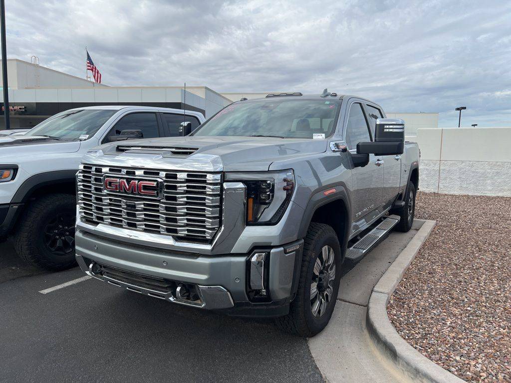 2025 GMC Sierra 3500HD Denali — Pickup Truck — 424 mi — Gilbert, AZ