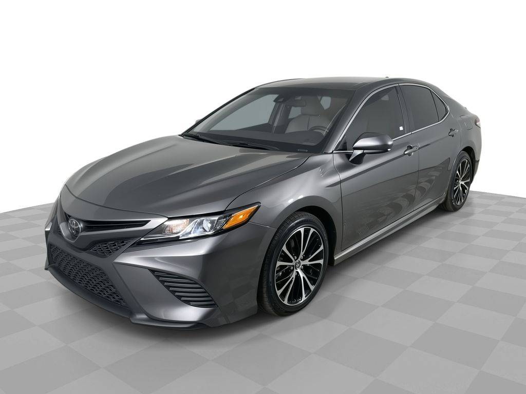 2020 Toyota Camry SE — Sedan — 29,881 mi — Gilbert, AZ