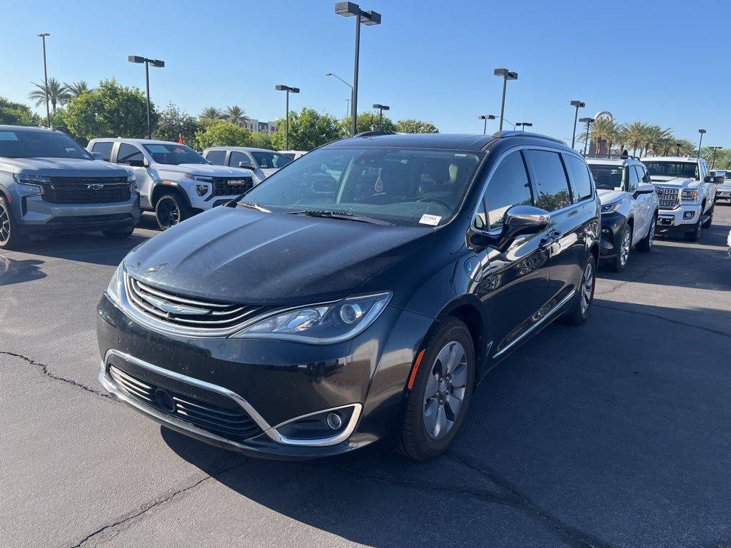 2017 Chrysler Pacifica Hybrid Platinum — Minivan — 94,634 mi — Gilbert, AZ