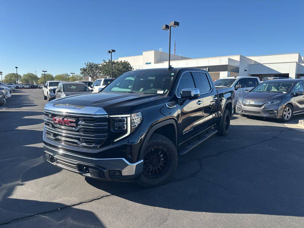 2022 GMC Sierra 1500 SLT — Pickup Truck — 40,275 mi — Gilbert, AZ