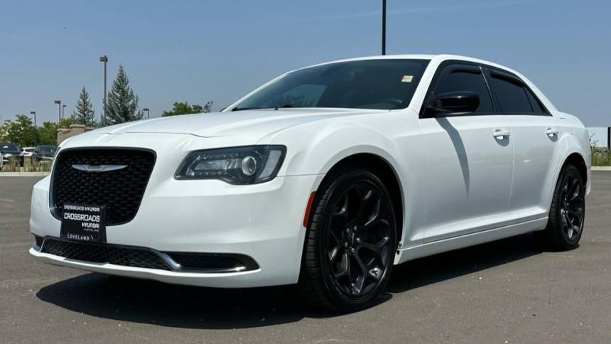 2019 Chrysler 300 Touring — Sedan — 35,600 mi — Loveland, CO