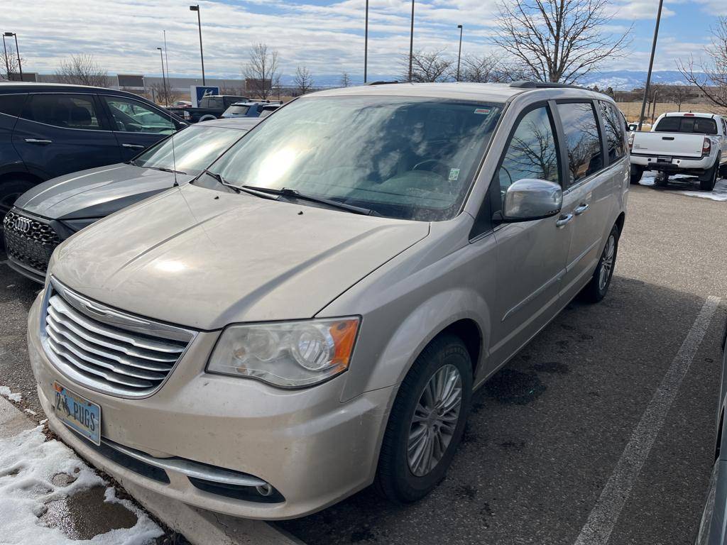 2013 Chrysler Town & Country Touring-L — Minivan — 142,895 mi — Loveland, CO