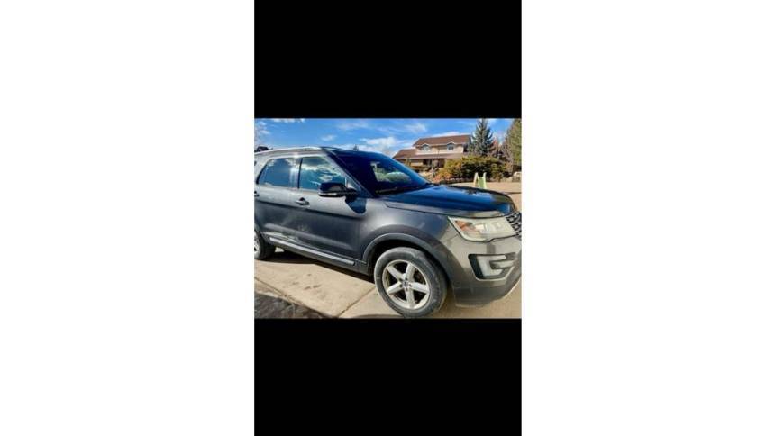2017 Ford Explorer XLT — SUV — 111,981 mi — Loveland, CO