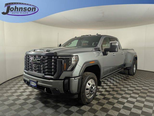 2024 GMC Sierra 3500HD Denali Ultimate — Pickup Truck — 23,713 mi — Brighton, CO