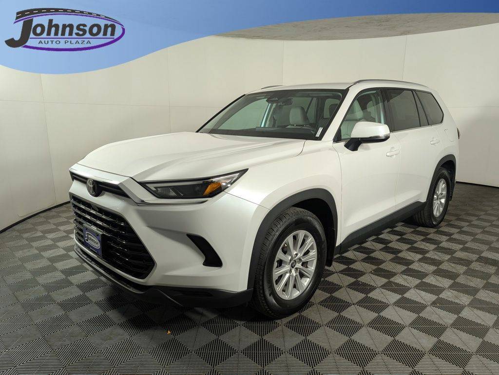 2024 Toyota Grand Highlander XLE — SUV — 17,419 mi — Brighton, CO