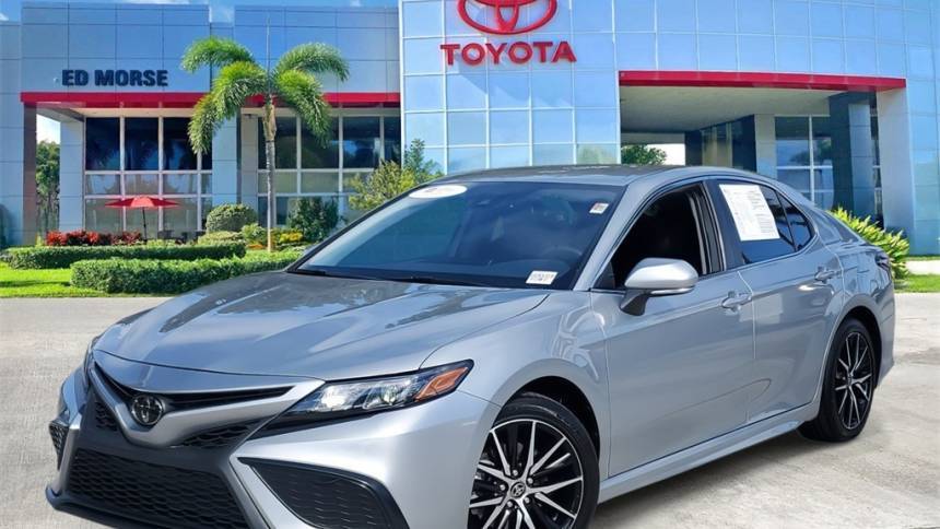 2023 Toyota Camry SE — Sedan — 29,940 mi — Delray Beach, FL