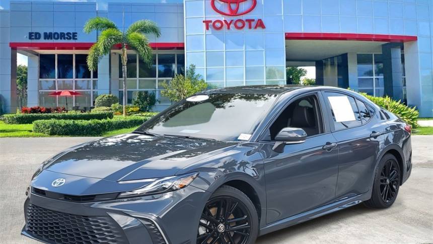 2025 Toyota Camry LE — Sedan — 16,382 mi — Delray Beach, FL