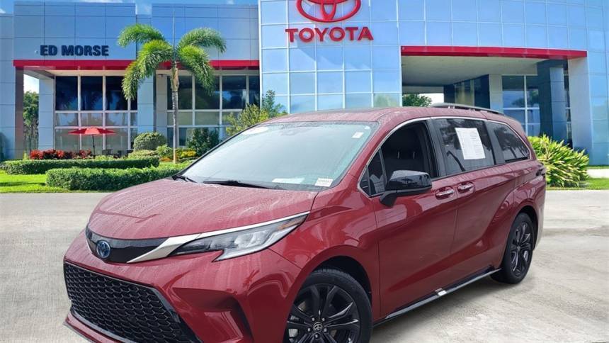 2022 Toyota Sienna XSE — Minivan — 37,809 mi — Delray Beach, FL