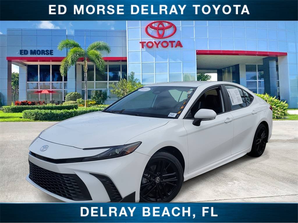 2025 Toyota Camry SE — Sedan — 13,349 mi — Delray Beach, FL
