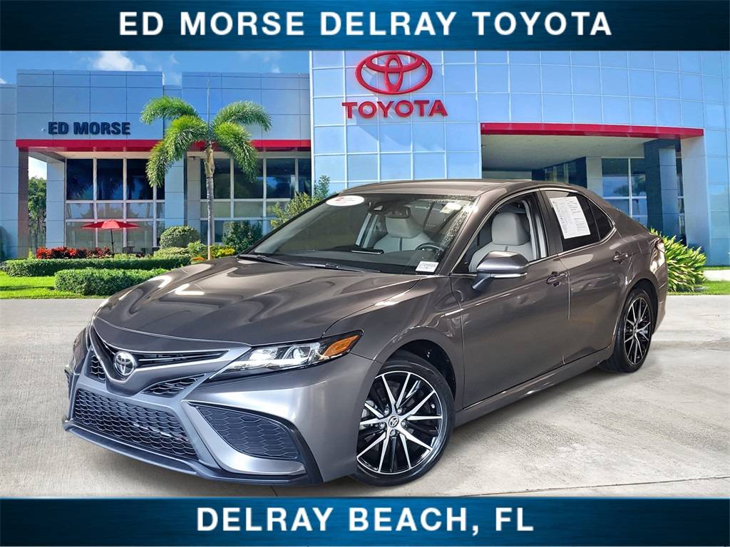 2022 Toyota Camry SE — Sedan — 10,905 mi — Delray Beach, FL