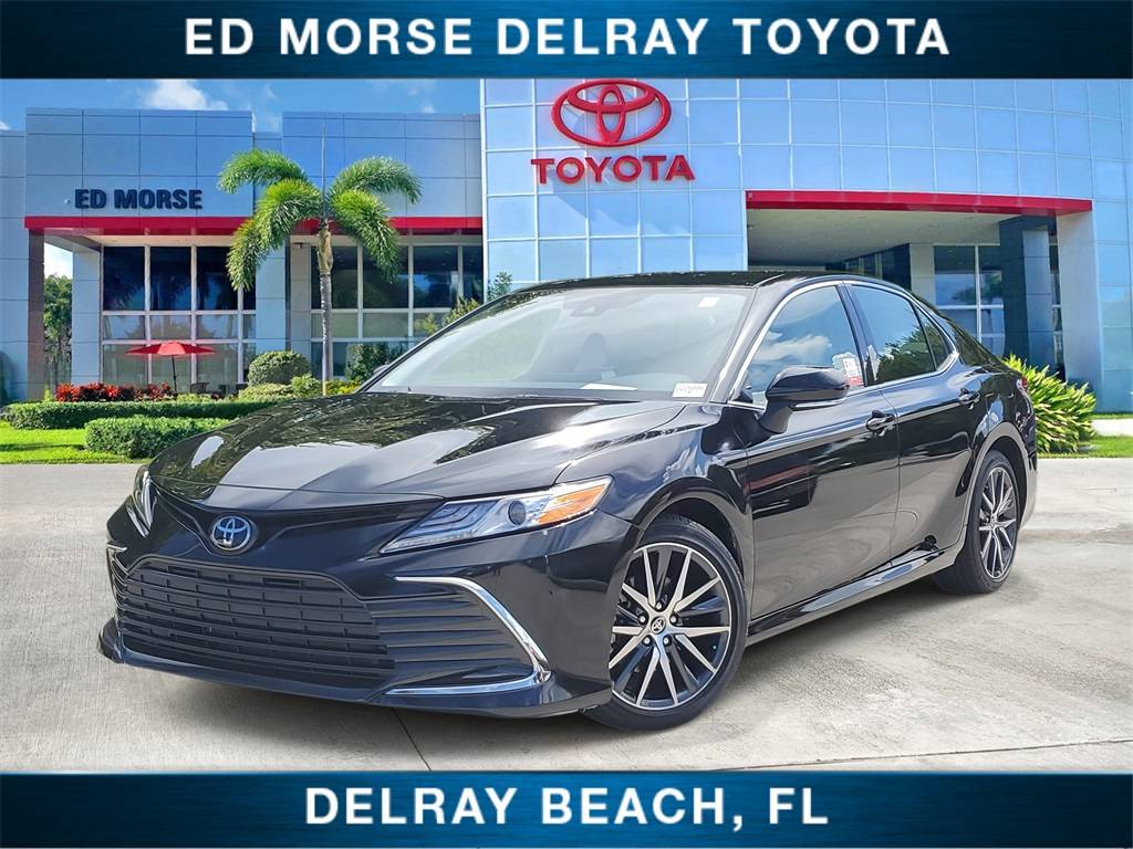 2024 Toyota Camry XLE — Sedan — 1,960 mi — Delray Beach, FL