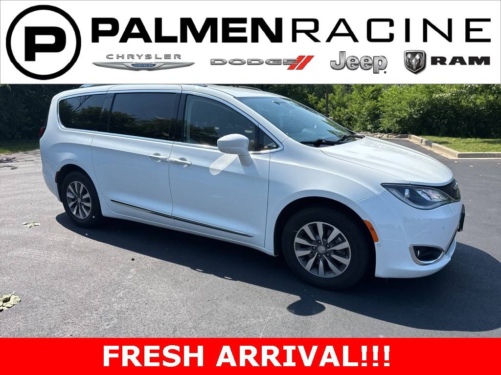 2020 Chrysler Pacifica Touring L Plus — Minivan — 58,655 mi — Racine, WI