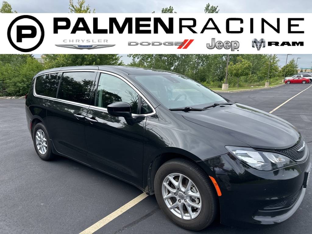 2024 Chrysler Voyager LX — Minivan — 42,032 mi — Racine, WI