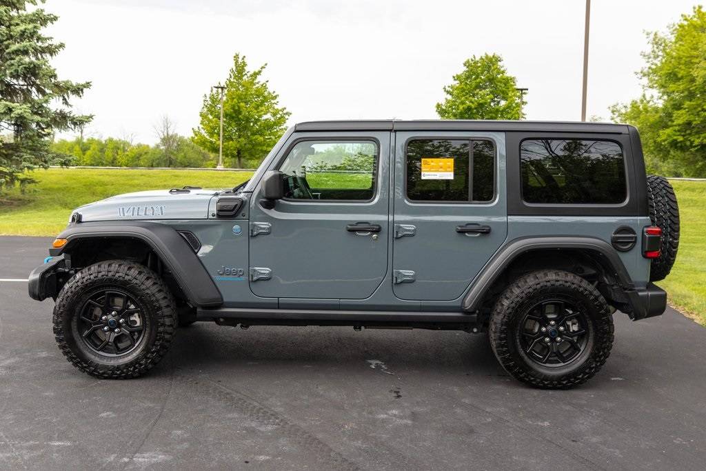 Thumbnail 4