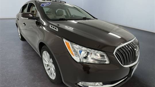 2016 Buick LaCrosse Leather — Sedan — 99,013 mi — Janesville, WI