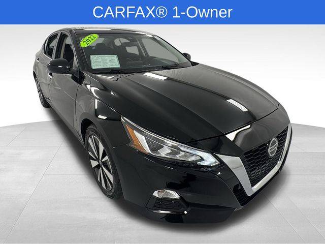 2022 Nissan Altima SV — Sedan — 27,772 mi — Janesville, WI