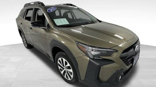 2025 Subaru Outback Premium — SUV — 5,682 mi — Janesville, WI