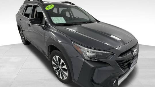 2023 Subaru Outback Limited — SUV — 19,554 mi — Janesville, WI