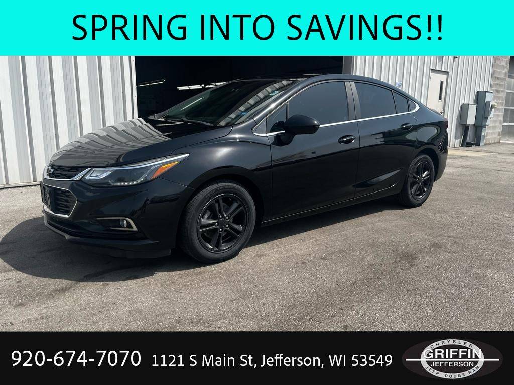 2017 Chevrolet Cruze LT — Sedan — 95,689 mi — Jefferson, WI