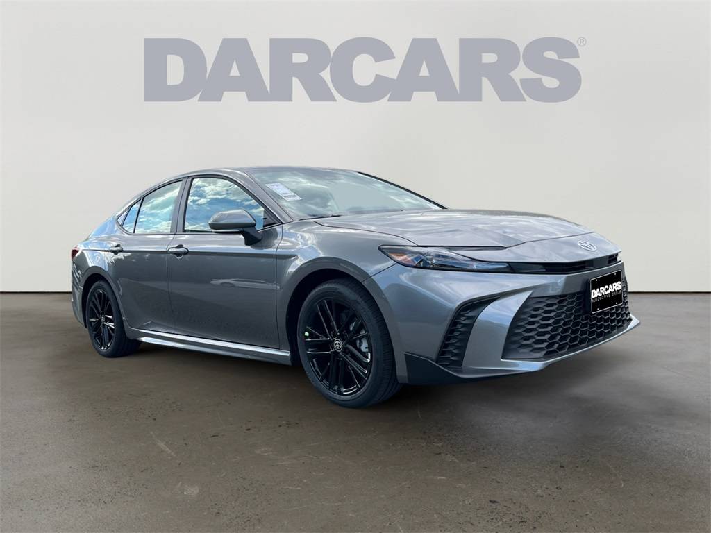 2025 Toyota Camry Hybrid SE — Sedan — 811 mi — Silver Spring, MD