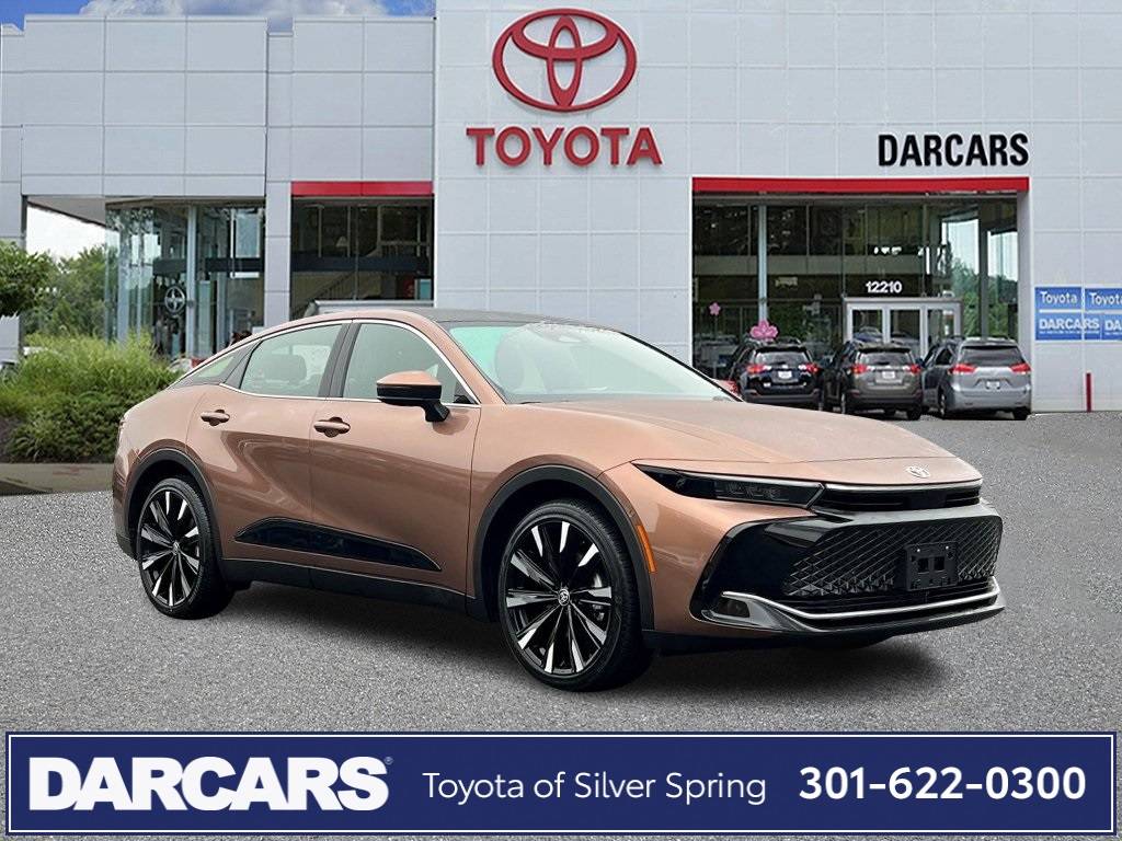 2025 Toyota Crown Platinum — Sedan — 6,418 mi — Silver Spring, MD