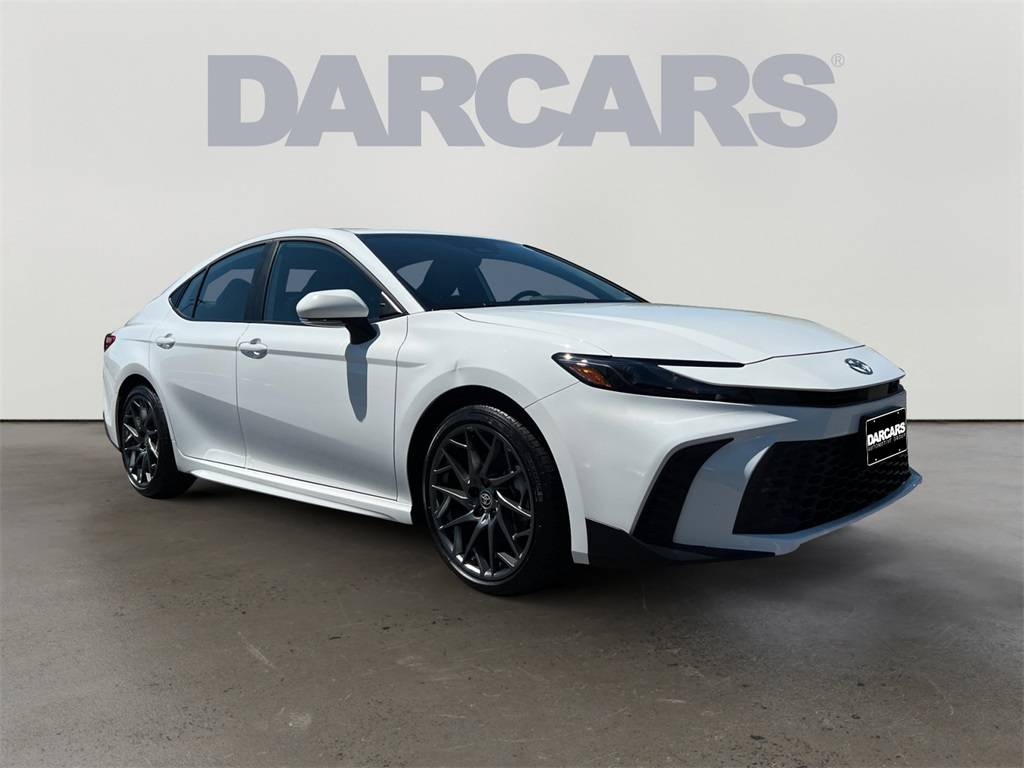2025 Toyota Camry Hybrid SE — Sedan — 8,309 mi — Silver Spring, MD