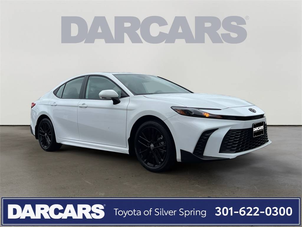 2025 Toyota Camry Hybrid SE — Sedan — 5,809 mi — Silver Spring, MD