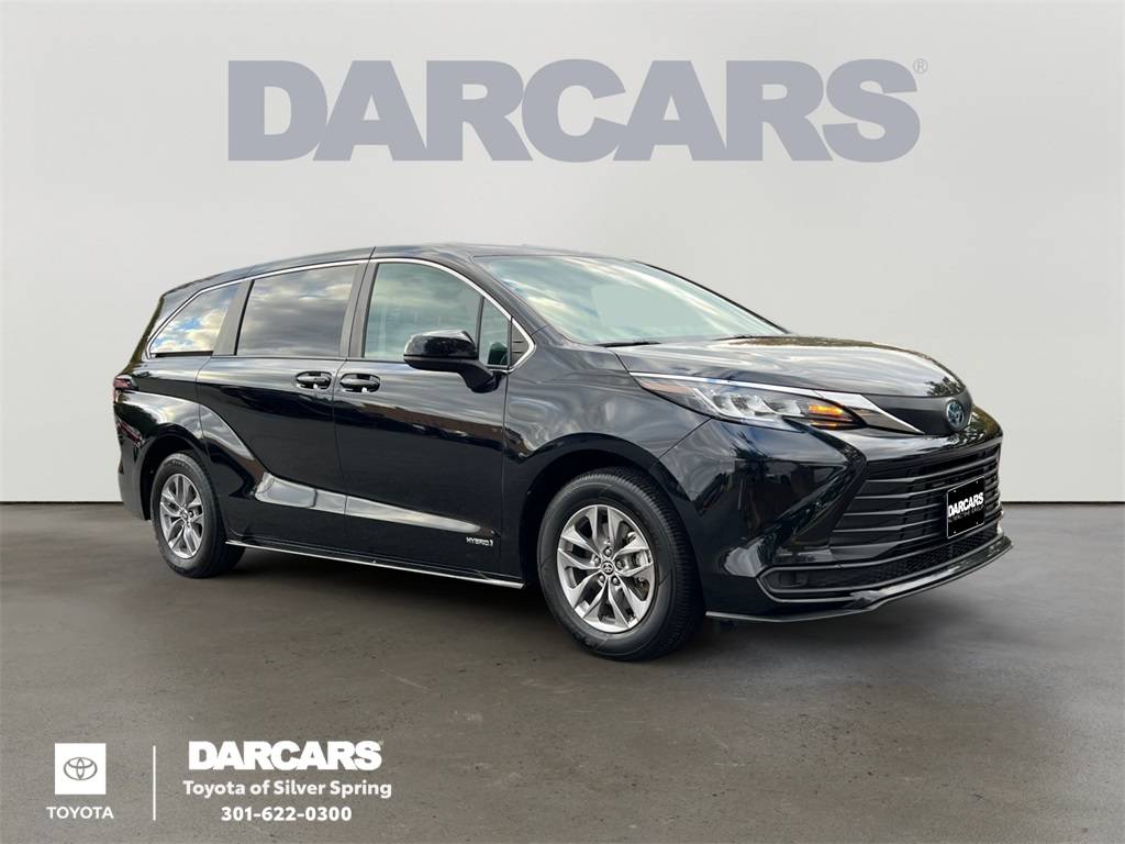 2021 Toyota Sienna LE — Minivan — 113,458 mi — Silver Spring, MD