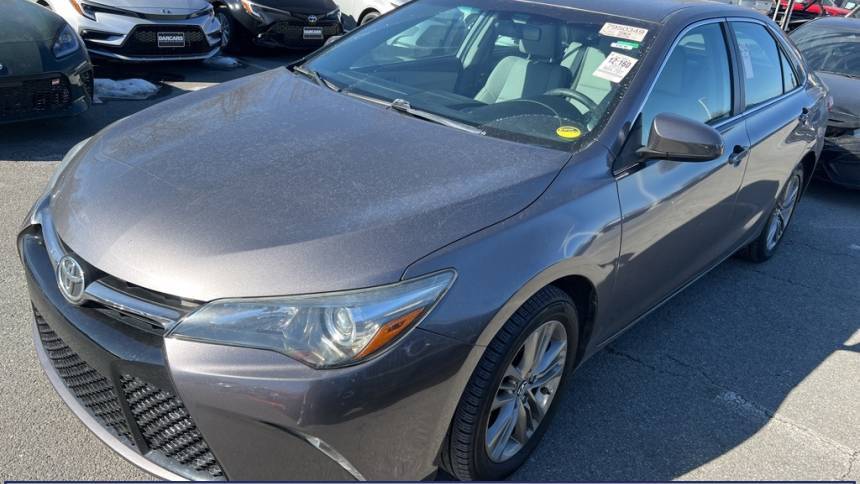 2015 Toyota Camry SE — Sedan — 64,797 mi — Silver Spring, MD