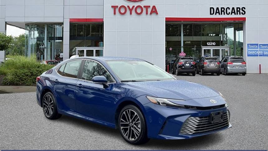 2025 Toyota Camry XLE — Sedan — 9,978 mi — Silver Spring, MD