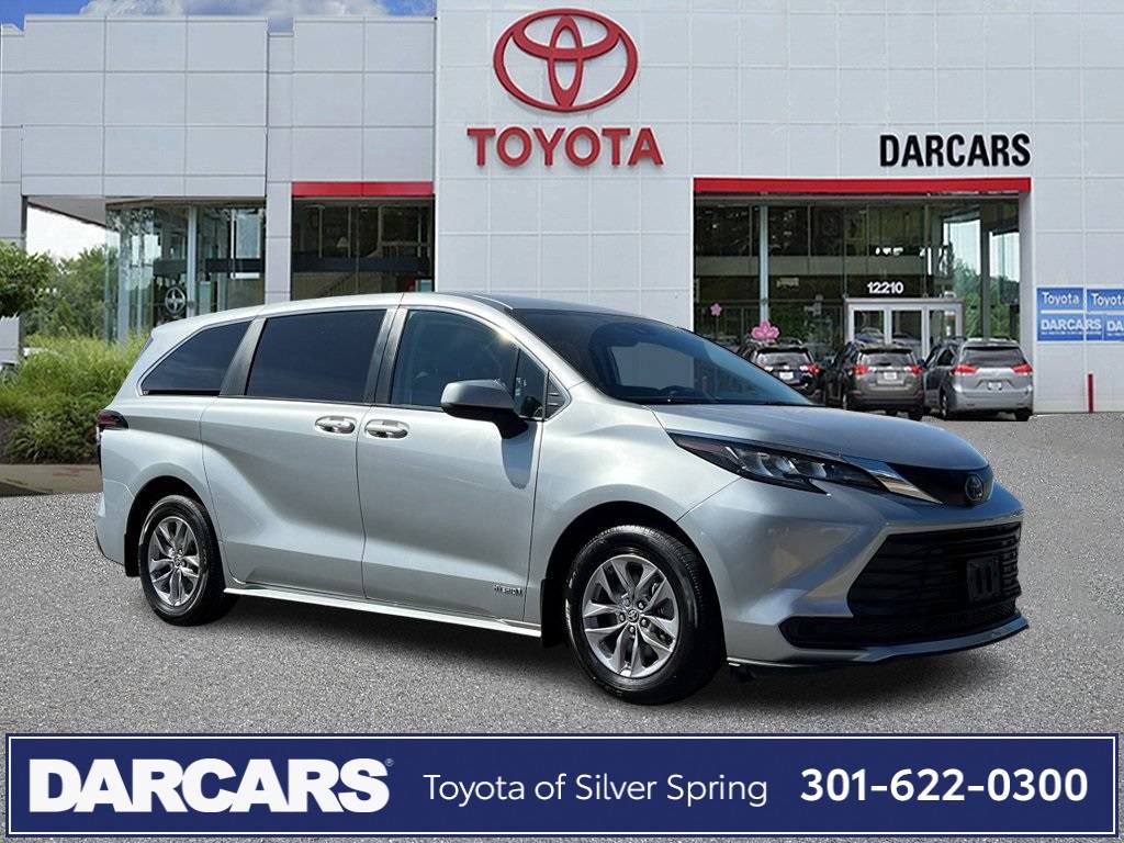 2021 Toyota Sienna LE — Minivan — 64,494 mi — Silver Spring, MD
