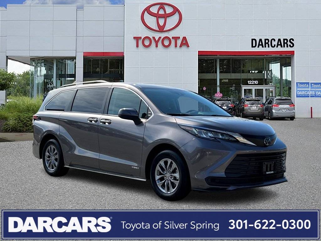2021 Toyota Sienna LE — Minivan — 29,696 mi — Silver Spring, MD