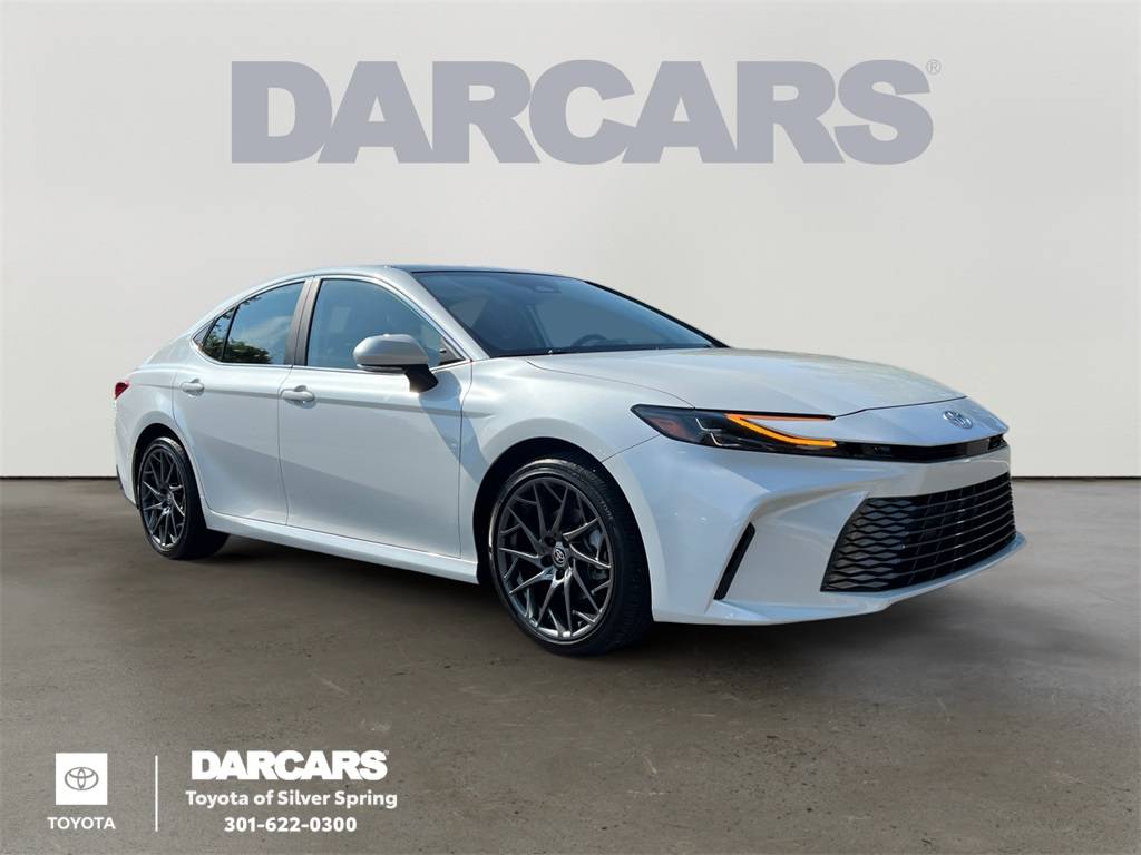 2025 Toyota Camry Hybrid XLE — Sedan — 10,675 mi — Silver Spring, MD