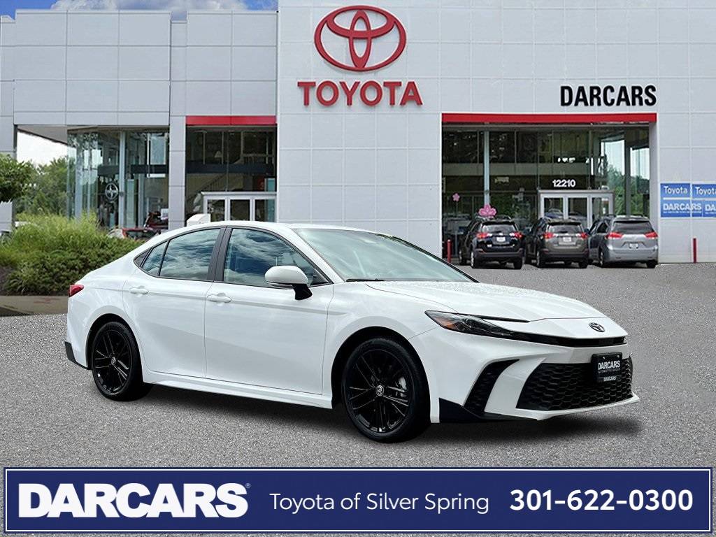 2025 Toyota Camry SE — Sedan — 5,304 mi — Silver Spring, MD