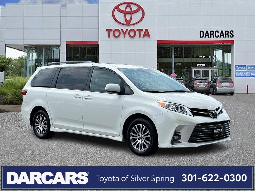 2020 Toyota Sienna XLE — Minivan — 71,745 mi — Silver Spring, MD