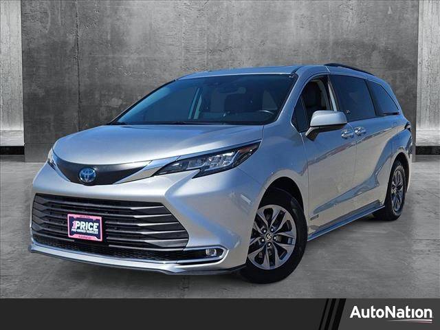 2021 Toyota Sienna XLE — Minivan — 107,957 mi — North Richland Hills, TX